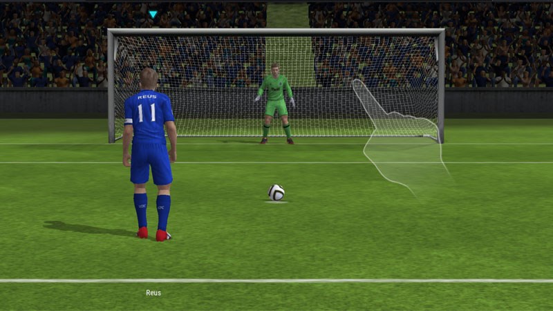 Chơi bóng đá cứa lòng trong FIFA mobile